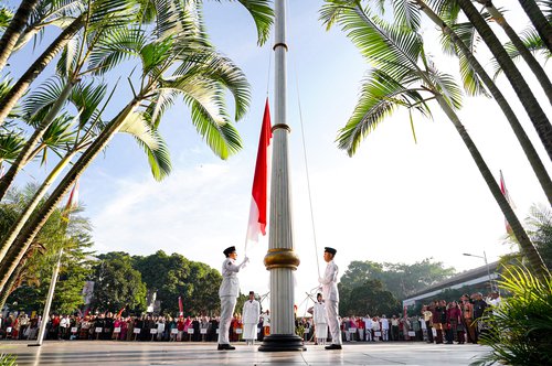 Pengibaran Sang Saka Merah Putih – Upacara Proklamasi HUT RI ke-78