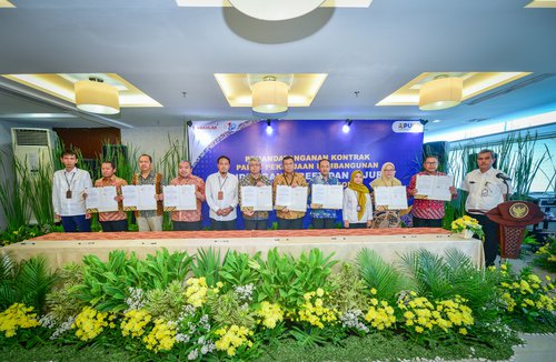 Penandatanganan Kontrak Paket Pekerjaan Bendungan Cibeet dan Cijurey