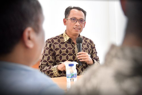 Bertempat di Ruang Rapat Utama, Balai Besar Wilayah Sungai Citarum melalui SNVT Pelaksana Jaringan Pemanfaatan Air (PJPA) melaksanakan penandatangan kontrak paket pekerjaan Rehabilitasi, Peningkatan dan Modernisasi Daerah Irigasi (D.I) Jatiluhur pada Jum’