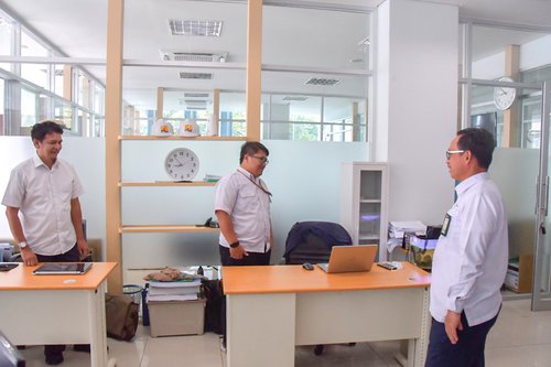 Hari Pertama Kerja Tahun 2023