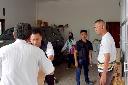 Penyaluran Donasi Oleh Ibu-ibu Paguyuban BBWS Citarum