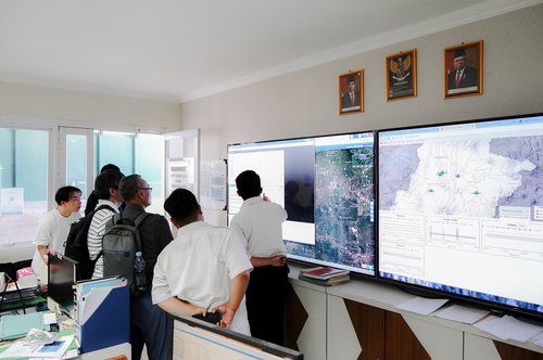 Unit Hidrologi dan Kualitas Air BBWS Citarum Terima Kunjungan Dosen Nihon University