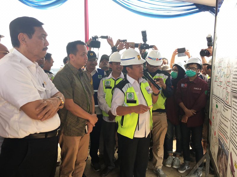 Kunjungan-Kerja-Menko-Bidang-Kemaritiman-RI-ke-DAS-Citarum-8.jpg