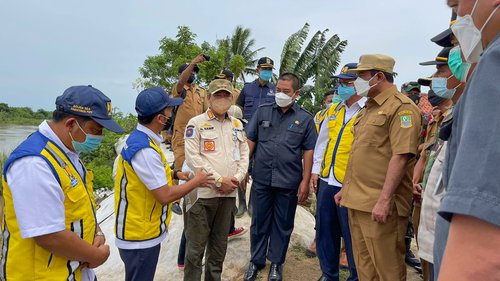 Monitoring Penanganan Tanggul Kritis Sungai Citarum Hilir.jpg
