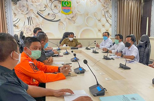 Monitoring Penanganan Tanggul Kritis Sungai Citarum Hilir .jpg