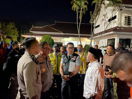 Tanggap-Darurat-Bencana-BBWS-Citarum-Turunkan-Alat-Berat-di-Lokasi-Kejadian-Gempa-di-Kabupaten-Cianjur-1.jpeg