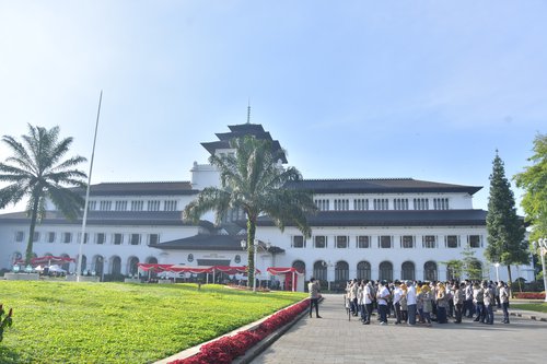 Upacara-Hari-Bakti-PU-77-Tahun-Bakti-PUPR-Sigap-Membangun-Negeri-6.jpg