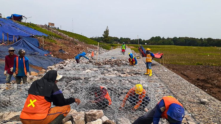 Gambar proyek