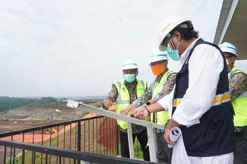 Inspeksi Lokasi Pembangunan Bendungan Sadawarna