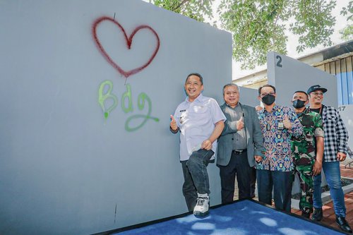 Peresmian Ruang Vandal Karet Kebo