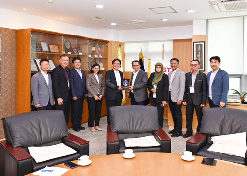 Mendukung Pelaksanaan Pekerjaan Pembangunan FFWS Tahap II - BBWS Citarum Ikuti Training Program di Korea Selatan
