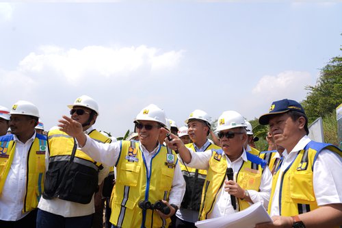 Peninjauan Lokasi Pekerjaan Bendungan Cibeet Cijurey